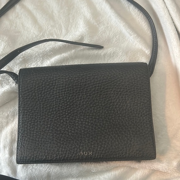 Auxiliary Handbags - 😊Aritzia Auxiliary Romeyn Bag